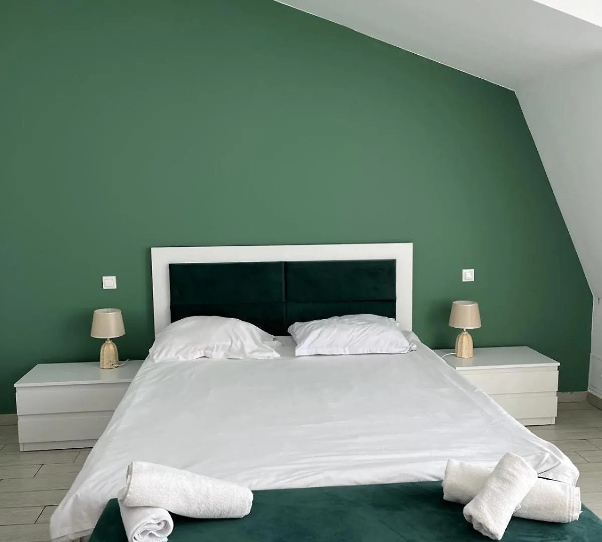 City Hotel Boekarest